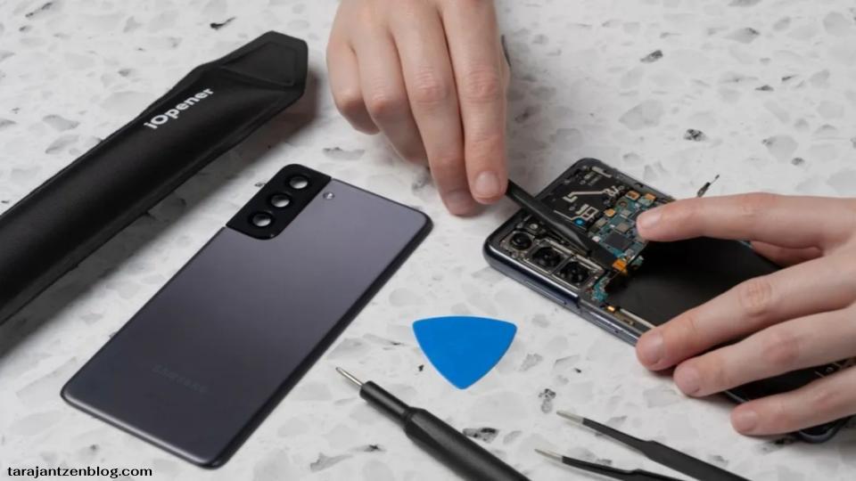 วันนี้ Samsung Electronics ประกาศว่า เพิ่มโปรแกรมซ่อมแซมตัวเอง ใช้งานแล้วสำหรับสมาร์ทโฟน แท็บเล็ต และพีซีรุ่นล่าสุด